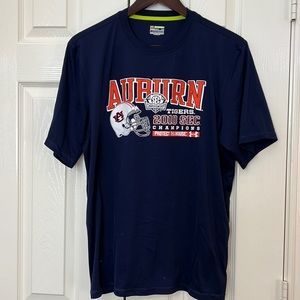 Auburn University Football Blue Under Armour Dry fit T-shirt 2010 Size M